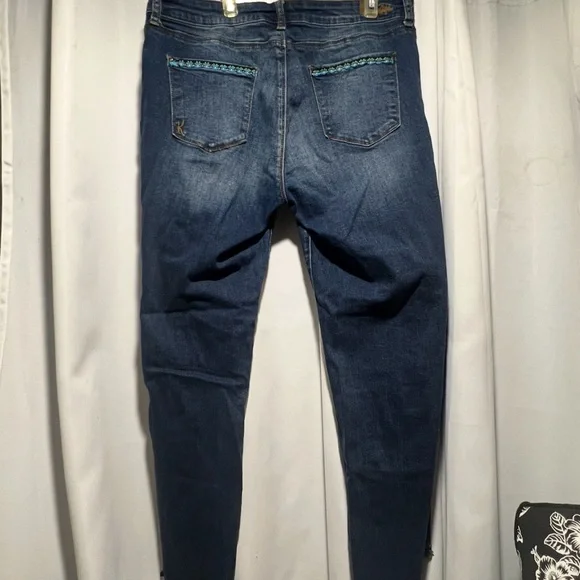 Kut from the Kloth Ardiss Jeans 11 Blue Distressed Raw Hem Boho Trim Stretch - Picture 5 of 6